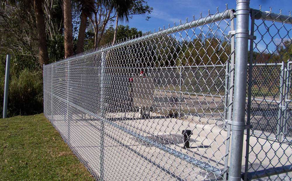 cercado y vallado con malla hexagonal galvanizada tipo ciclón