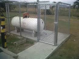 cercado y vallado de estación con malla hexagonal galvanizada tipo ciclón